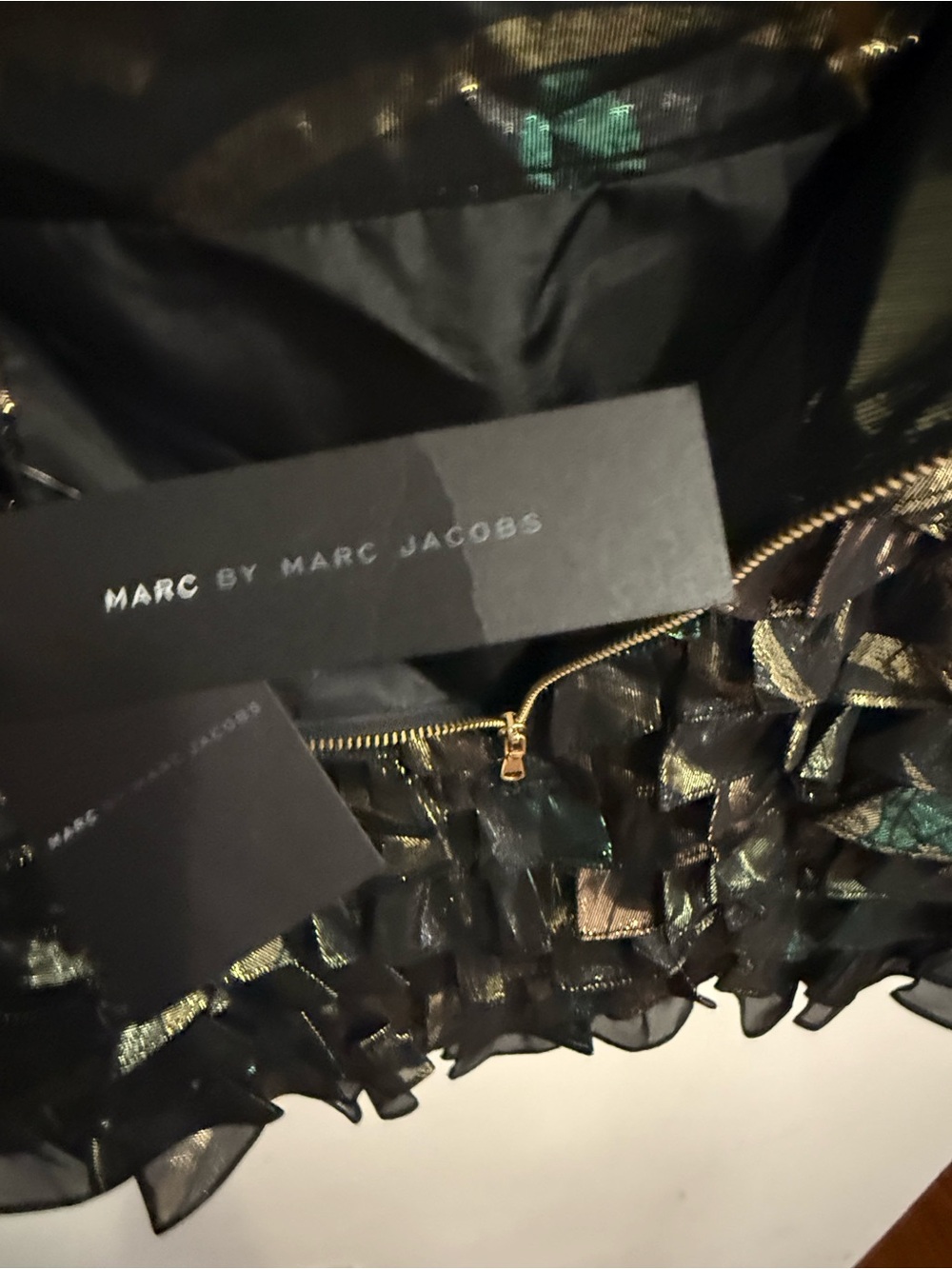 Marc by MarcJacobs Silk Ruffle Mini Skirt size2 Black Iridescent Metallic - Picture 5 of 7